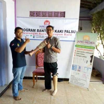 Pembagian Kaki Palsu Gratis