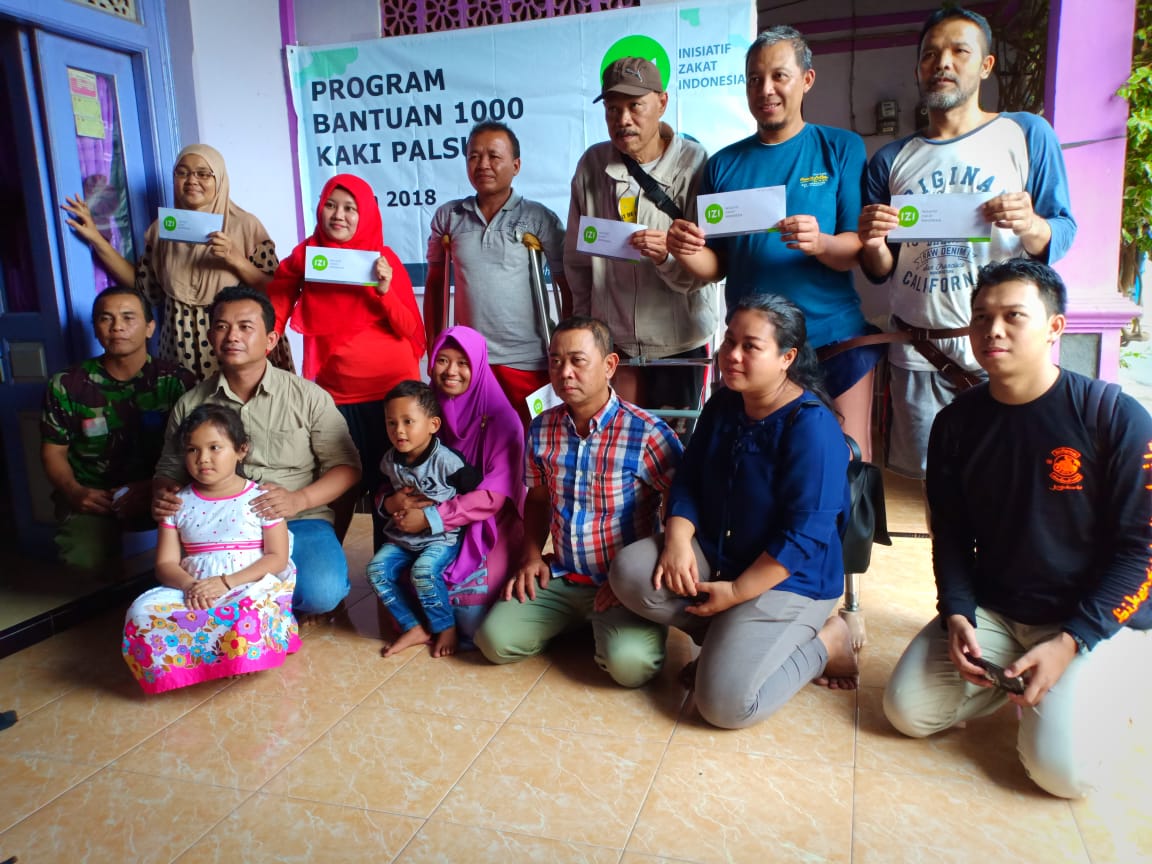 Kaki Palsu Gratis IZI