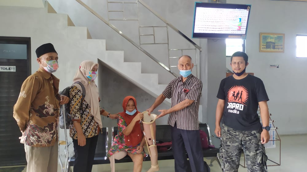 Kaki Palsu Gratis
